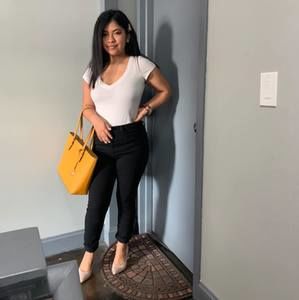 Meet your Posher, Emily